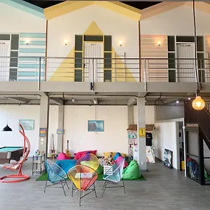 Albergue Hut